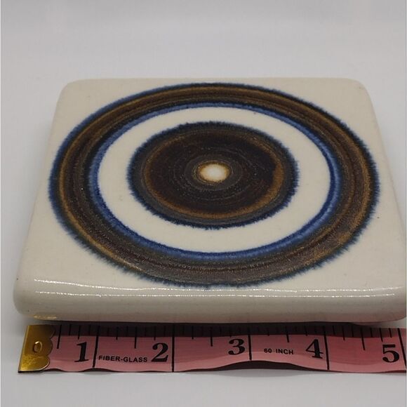 Evangel Pottery Trivet - Picture 2 of 4